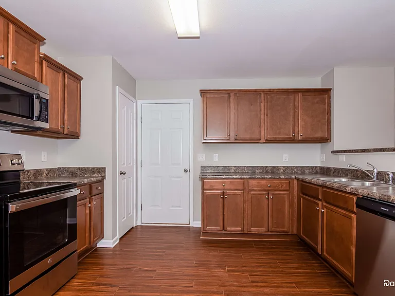 3318 Victoria Brook Ln — Photo 3