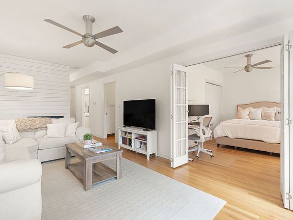 4th image of 3134 N Clifton Ave APT 3E