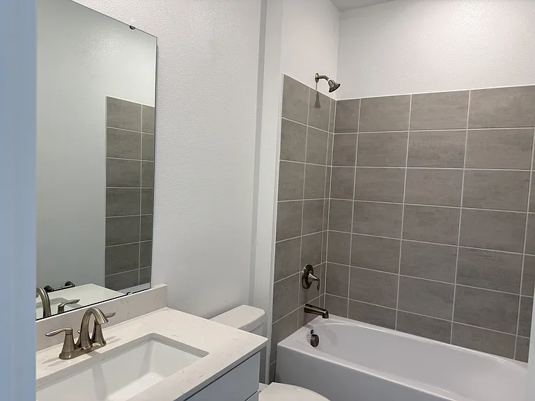 5599 Fiona Ln — Photo 12