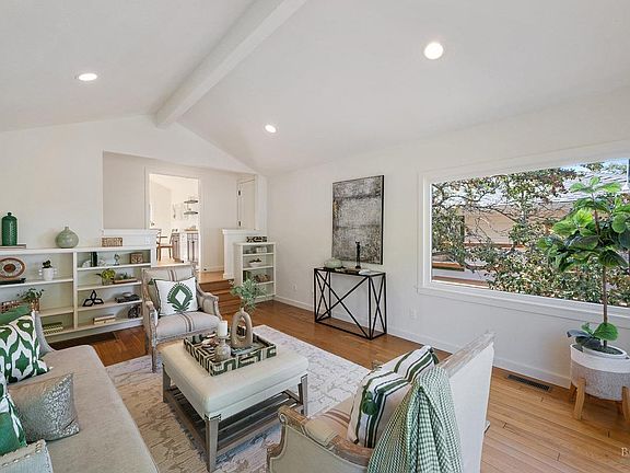 5th image of 135 Buena Vista Avenue