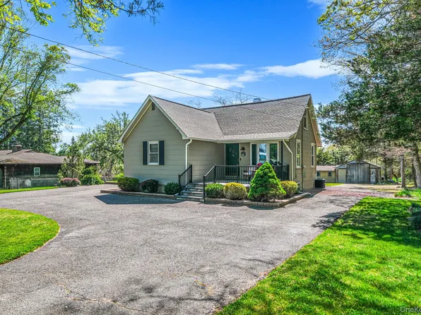 50 Rocky Point Road, Middle Island, NY 11953
