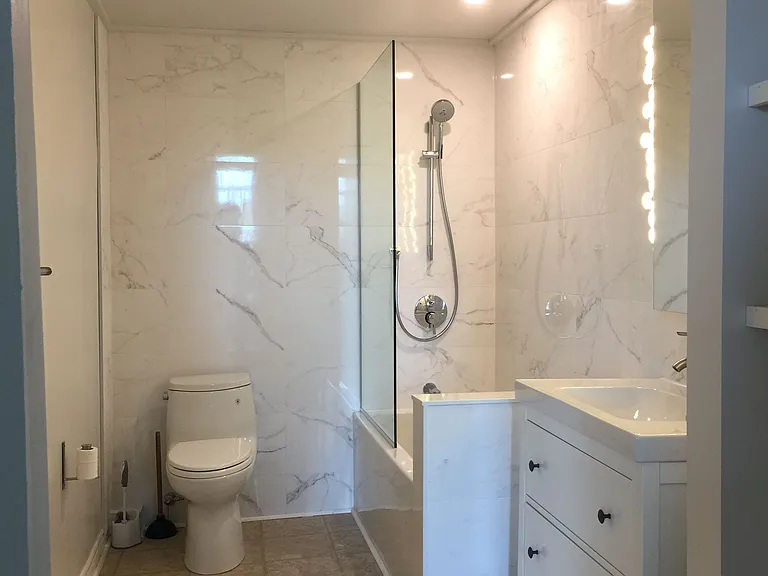24 Wellington St #6 — Photo 8