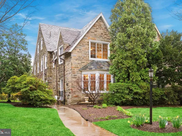 426 E Durham St, Philadelphia, PA 19119