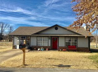 130 E Ruth St, Farmington, AR 72730