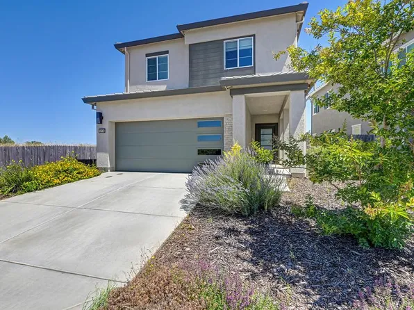 12135 Alamosa Dr, Rancho Cordova, CA 95742
