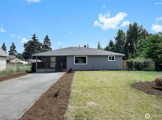 256 Douglas St, Longview, WA 98632