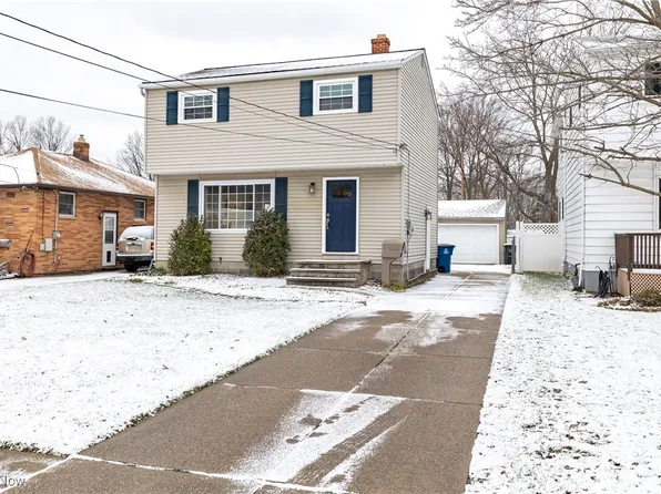 980 Center Rd, Eastlake, OH 44095