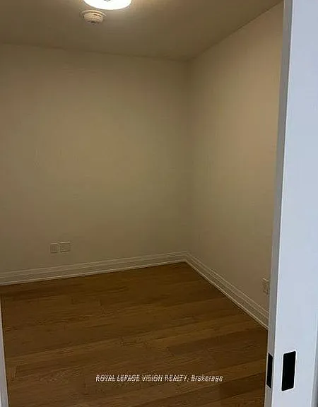 505 Glencairn Ave #226 — Photo 7