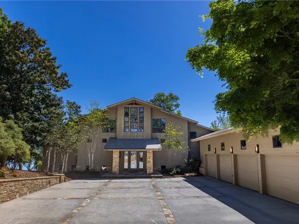 32 Lash Up Ln, Salem, SC 29676