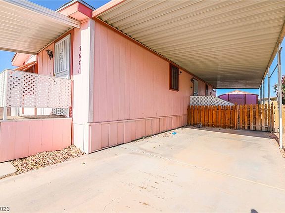 3rd image of 3671 Gulf Shores Dr