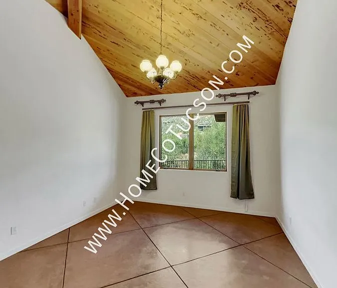 12235 E Horsehead Rd — Photo 17