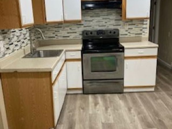 208 W Cherry St FLOOR 1, Shenandoah, PA 17976