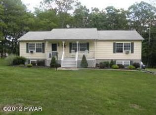 106 Delaware Dr, Milford, PA