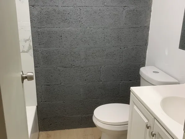 348 Bleecker Street image 5 of 6