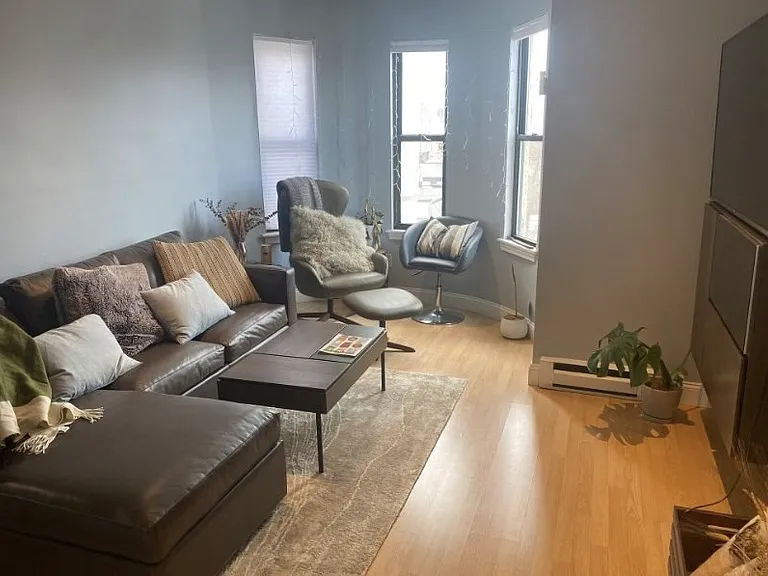 1810 Dorchester Ave #6 — Photo 4