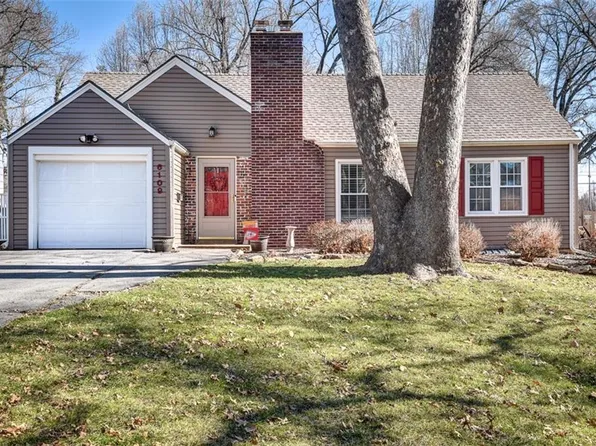 6109 Buena Vista St, Fairway, KS 66205