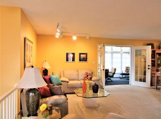 2555 Cherry Rd, Springfield, IL 62704