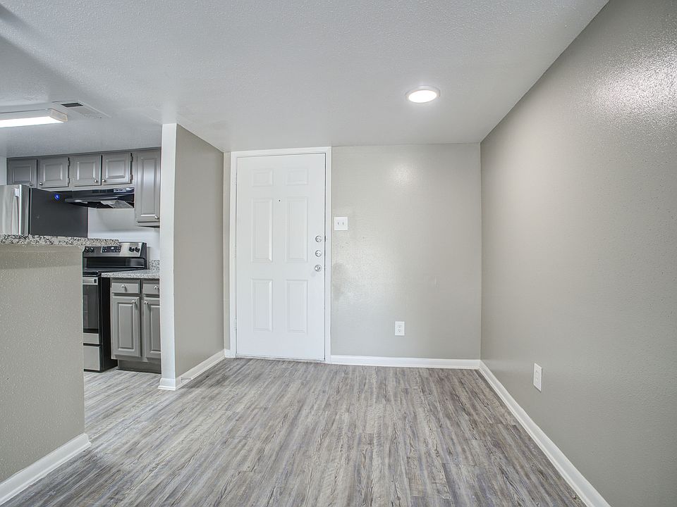 Ashford Santa Ana Interior2