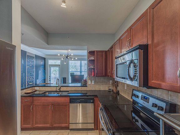 4th image of 10435 MIDTOWN Parkway #363