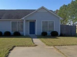 145 Bahia Ln, Raeford, NC 28376