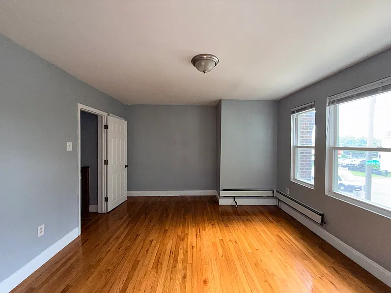1531 Cottman Ave — Photo 34