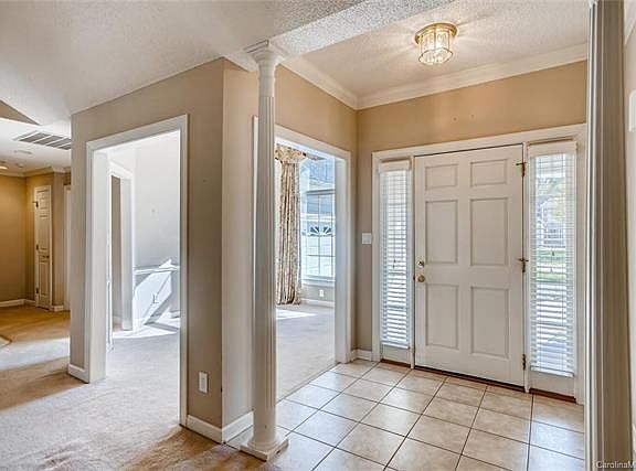 4th image of 520 Cameron Pointe Ln