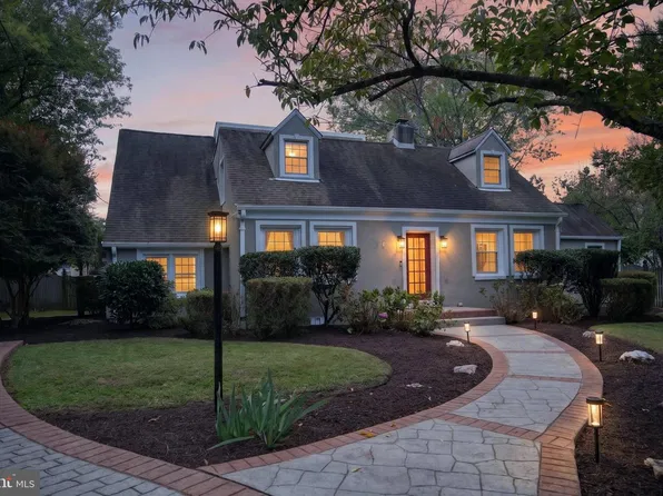 3709 Colonial Ave, Alexandria, VA 22309