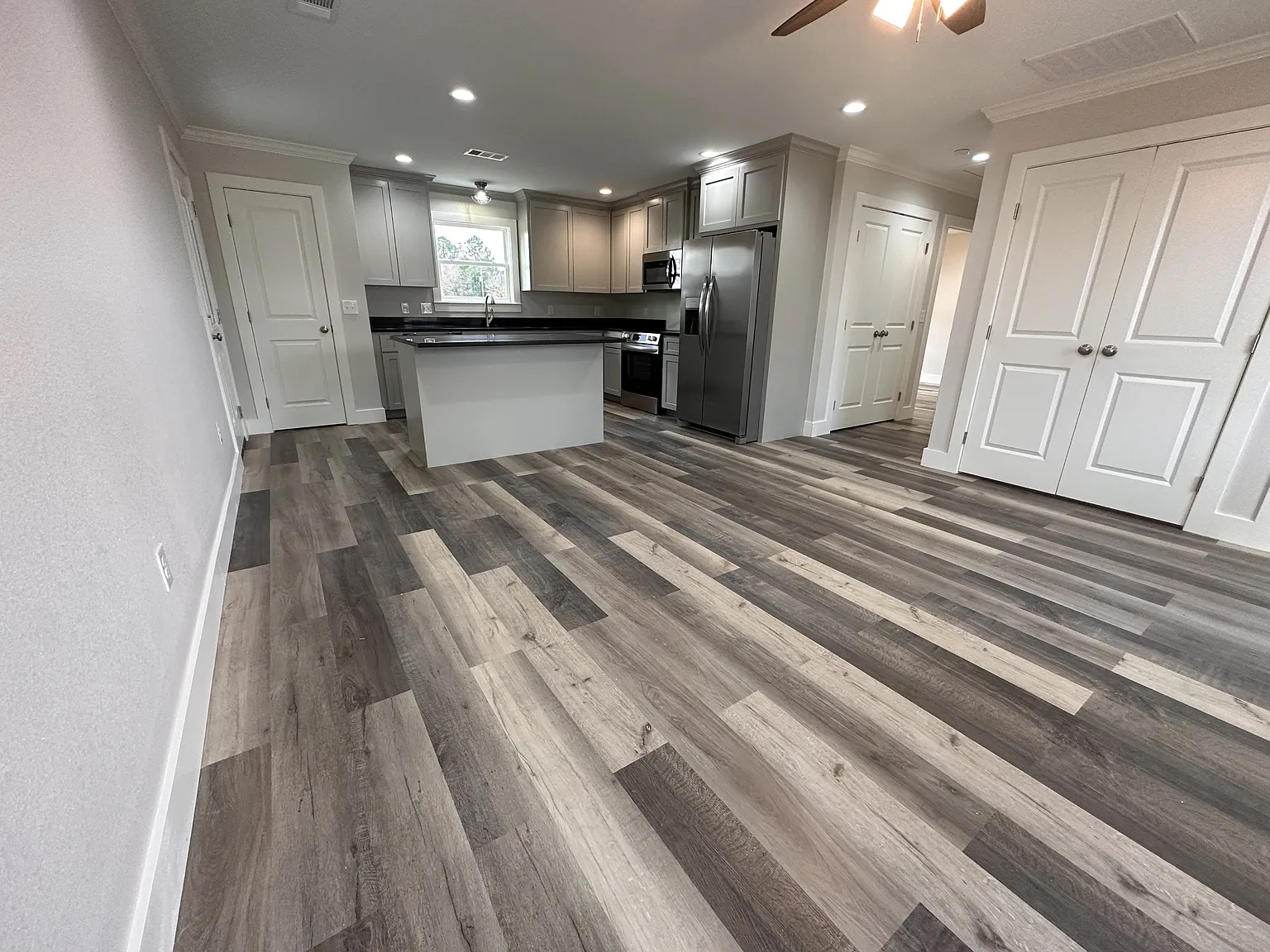1456 County Road 182 - B — Photo 4
