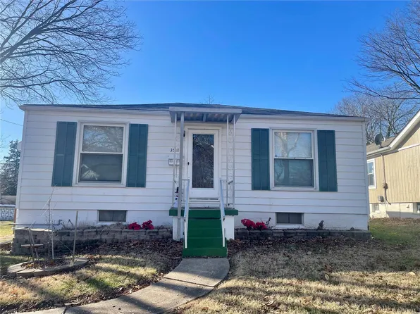 3538 Lorene St, Belleville, IL 62226