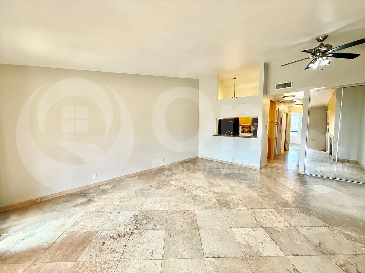 2 bed, 2.0 bath, 914 sqft, $1,200 — Photo 3