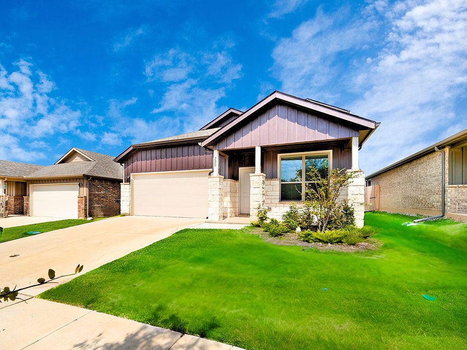 1st image of 137 Fairmeade Dr