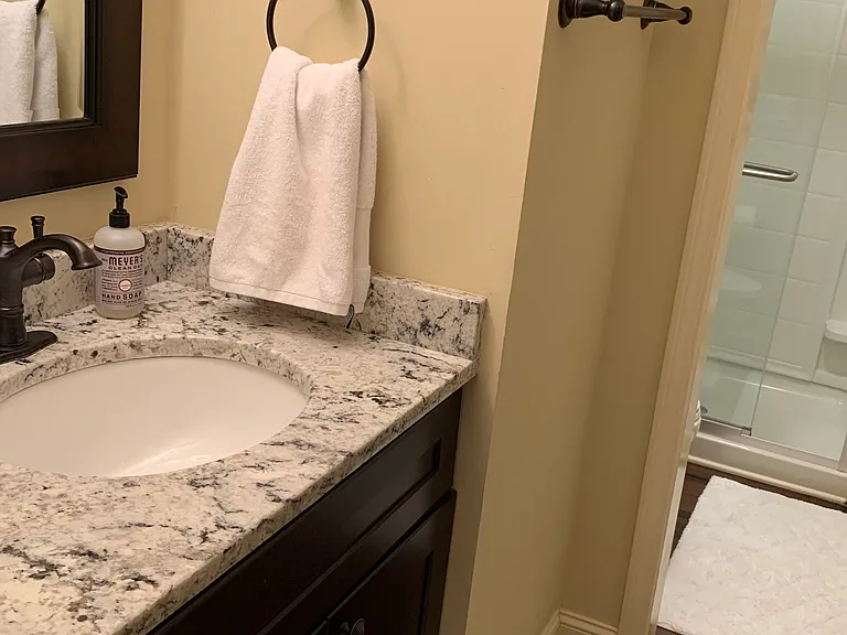 710 Powell Dr — Photo 42