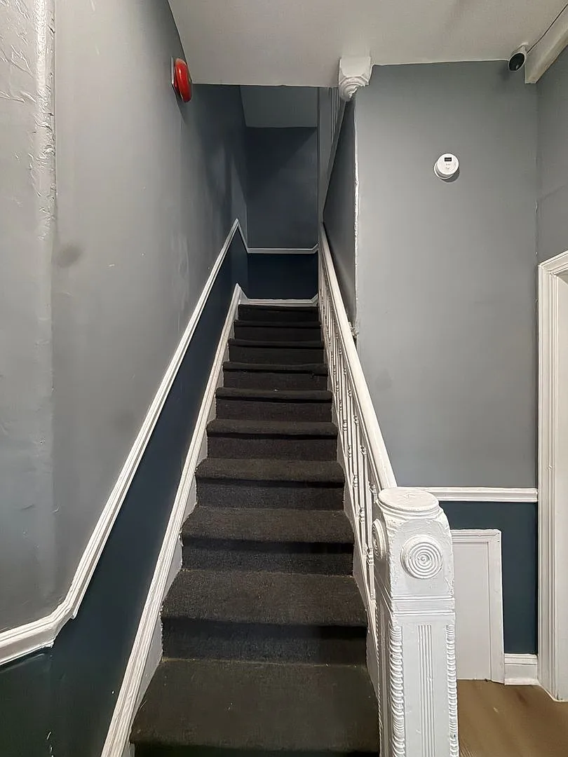 4618 Wayne Ave. — Photo 1