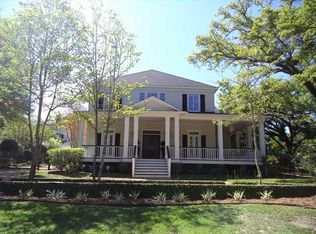 109 Myrtlewood Ln, Mobile, AL 36608