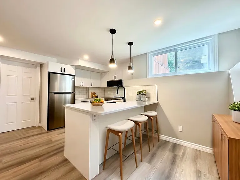 291 Stiver St #A — Photo 9