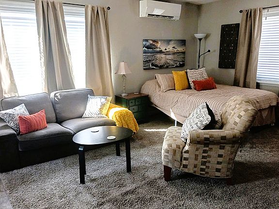 5th image of 4400 Genessee St APT 2W