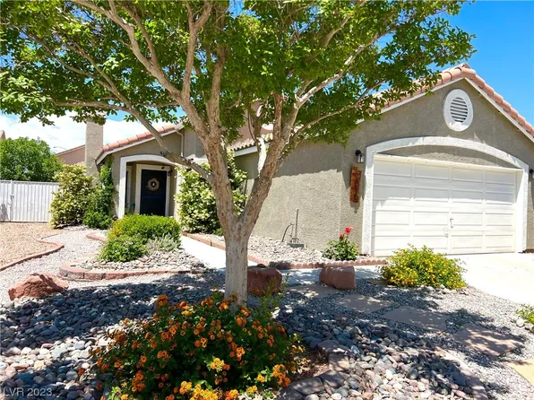 6043 Hickorywood Dr, North Las Vegas, NV 89031