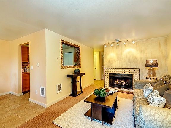 2nd image of 14206 NE 181st Pl APT L105