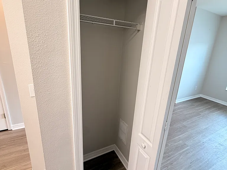 16255 Swan View Cir — Photo 8