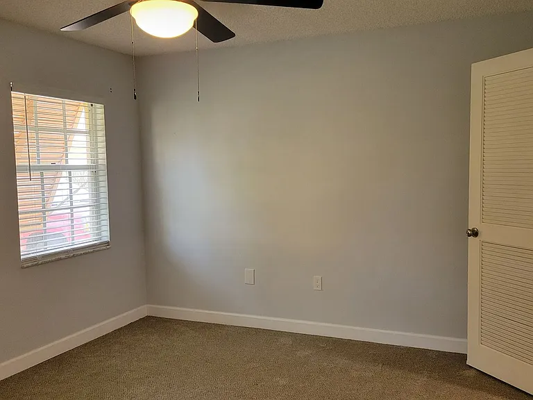 3520 57th Avenue Cir W #10 — Photo 20