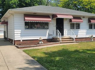 16013 Evening Star Ave, Maple Heights, OH 44137