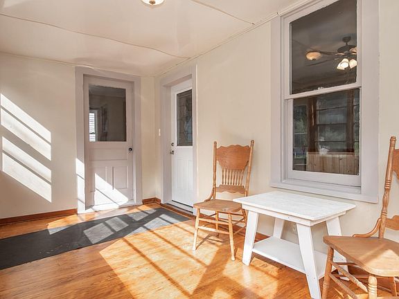 3rd image of 247 North St