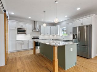 1150 Tipperary Rd, Iowa City, IA 52246