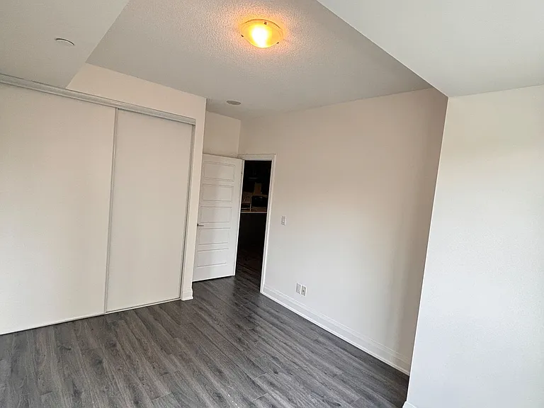 1 Uptown Dr #207 — Photo 24