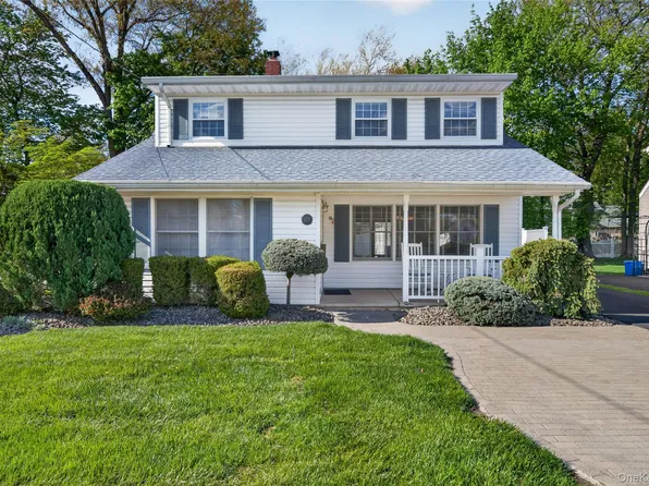 127 Bogert Avenue, Pearl River, NY 10965