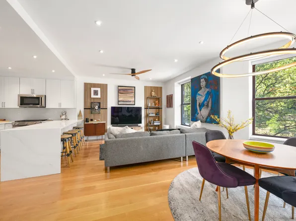 364 West 121st Street image 2 of 12