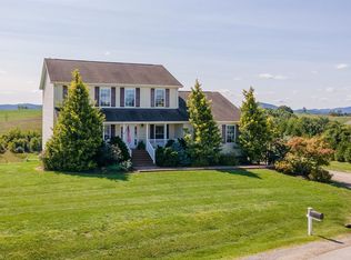 2115 Wetherburn Rd, Christiansburg, VA 24073