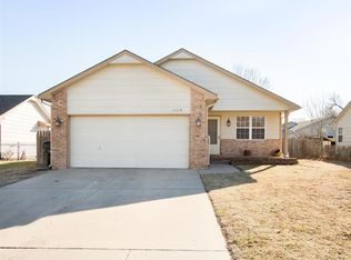 1110 N Curtis St, Wichita, KS 67212