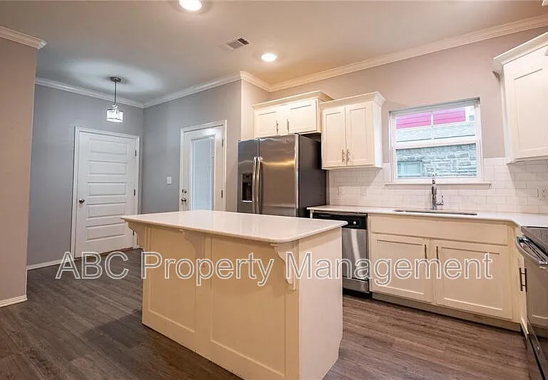 4133 W Santa Maria Ln — Photo 4