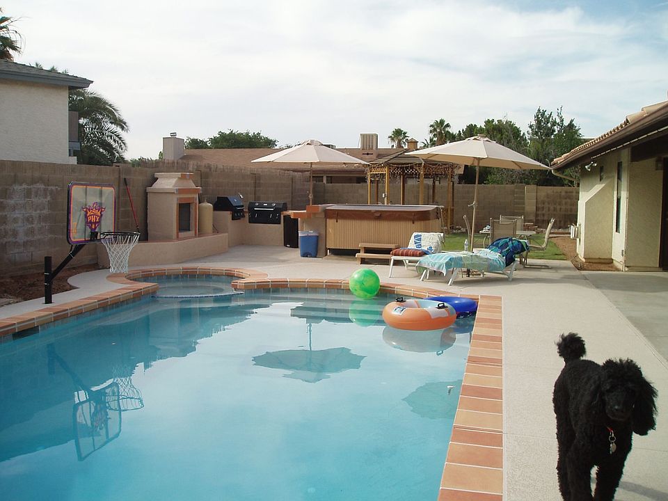 New Pool/Spa and BBQ 